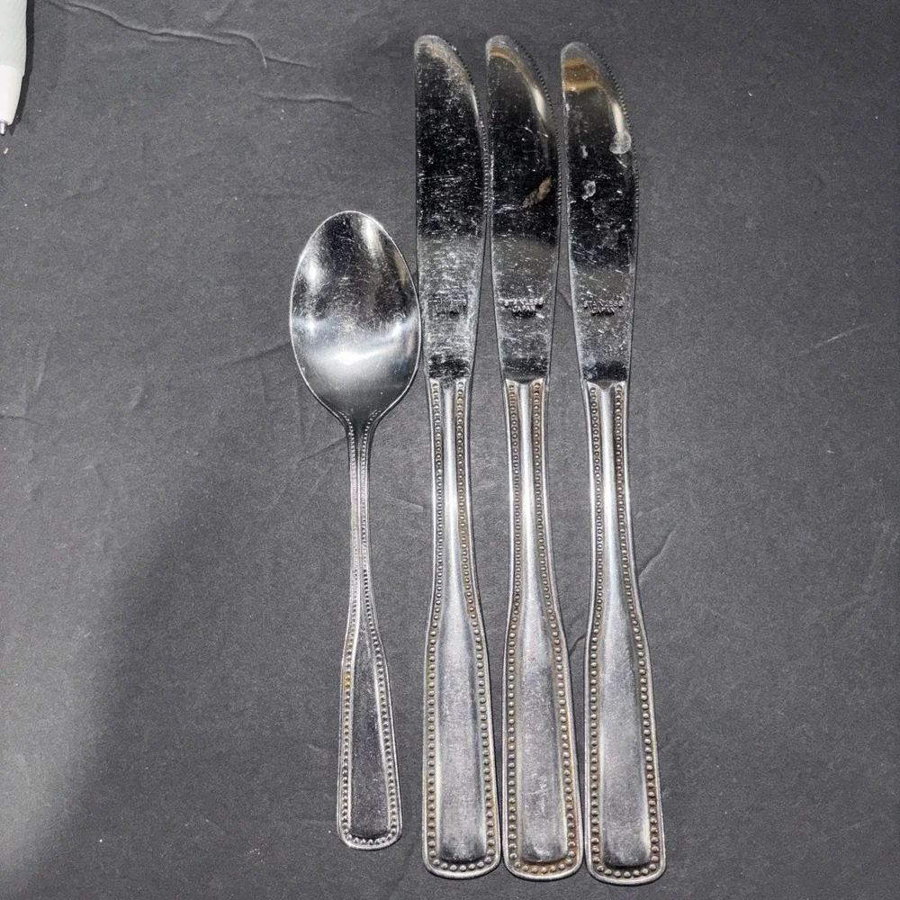 Harbourtown Stainless Flatware Japan 1 Spoon 3 Knives Beaded Handle